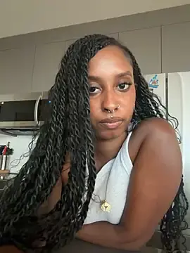 Stripchat Adult Webcams of Your_Paris