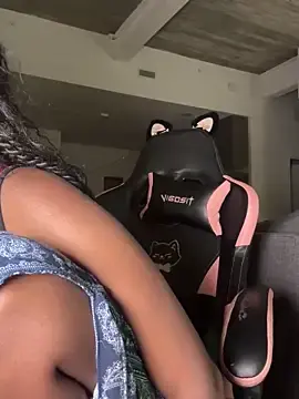 Stripchat Adult Webcams of Your_Paris