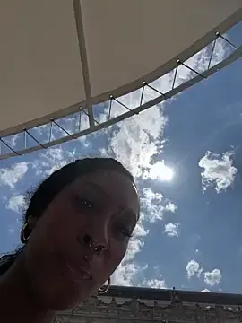 Stripchat Free Porn Cam of Your_Paris