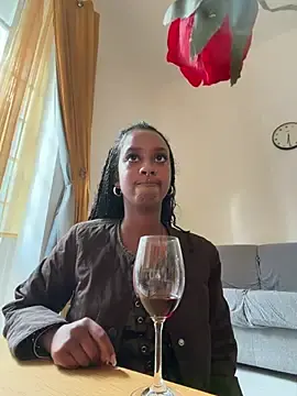 Stripchat Sex Chat of Your_Paris