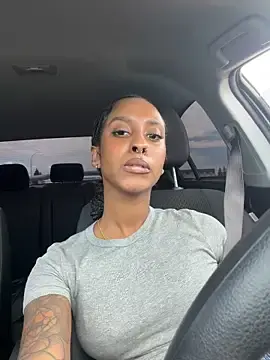 Stripchat Nude Webcam of Your_Paris