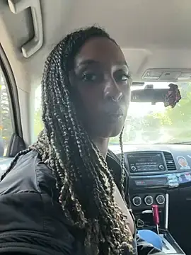 Stripchat Sex Cam of Your_Paris