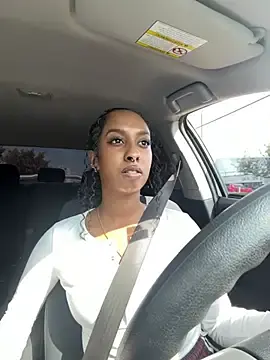 Stripchat Sex Cam of Your_Paris