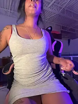Stripchat Adult Webcam of Your_Paris