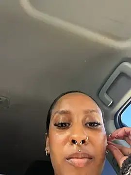 Stripchat Nude Webcam of Your_Paris