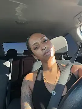 Stripchat Free Porn Cam of Your_Paris