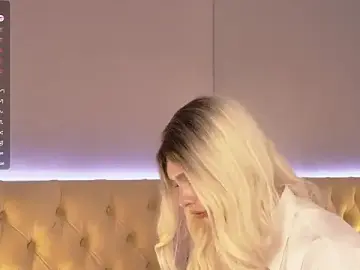 Stripchat Live Sex Cam of GiselleParton