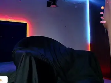 Stripchat Nude Webcam of kuzzcoo