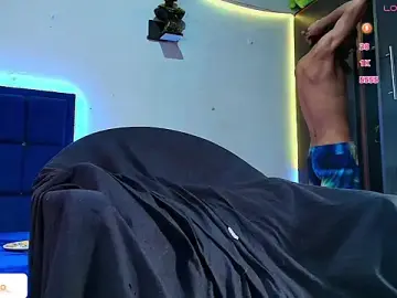 Stripchat Free Porn Cam of kuzzcoo