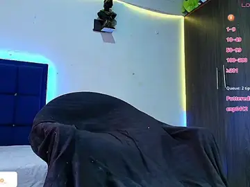 Stripchat Free Live Porn of kuzzcoo