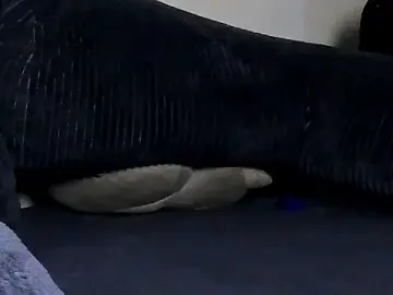 Stripchat Sex Cam of kuzzcoo