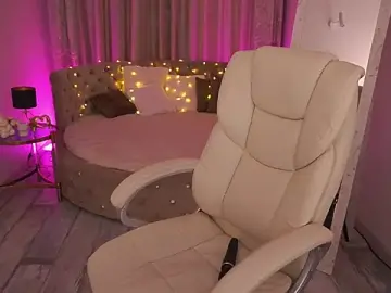 Stripchat Free Porn Cam of JuicyRina