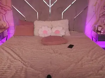 Stripchat Free Porn Cam of JuicyRina