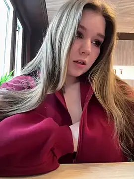 Stripchat Live Sex Cam of PumaShyXD