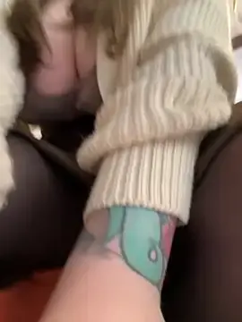 Stripchat Sex Cam of PumaShyXD