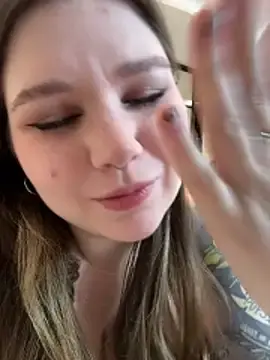 Stripchat Live Sex Cam of PumaShyXD