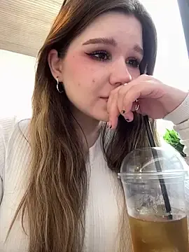 Stripchat Live Sex Cam of PumaShyXD