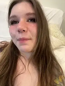 Stripchat Free Porn Cam of PumaShyXD