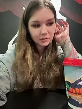 Stripchat Sex Cam of PumaShyXD