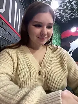 Stripchat Sex Cam of PumaShyXD