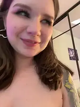 Stripchat Free Live Porn of PumaShyXD