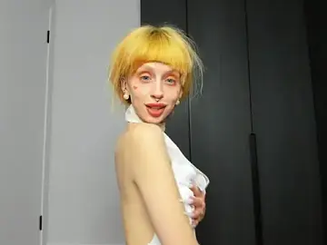 Stripchat Sex Chat of FlowerOfSin2001