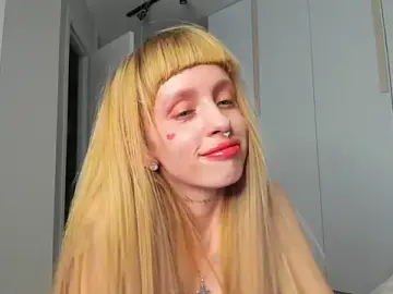 Stripchat Sex Chat of FlowerOfSin2001