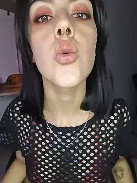 Stripchat Adult Webcams of Mazikeen--