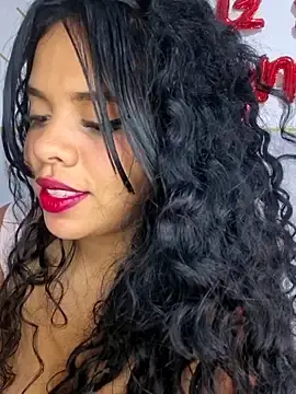 Stripchat Adult Webcams of Yemaly_Lee