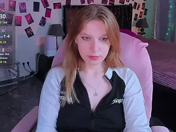 Stripchat Live Porn of KarambaMoon