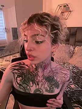 Stripchat Sex Cam of Bonnie_vega