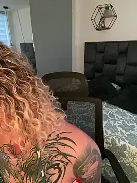 Stripchat Sex Cam of Bonnie_vega