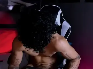 Stripchat Sex Chat of Thomas_Fit1