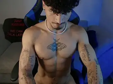 Stripchat Adult Webcams of Thomas_Fit1