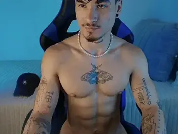 Stripchat Sex Cam of Thomas_Fit1