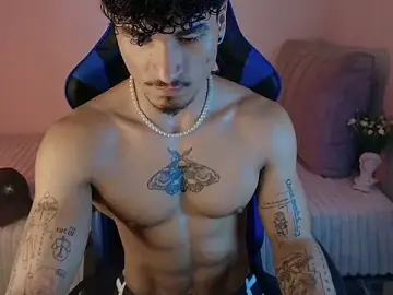 Stripchat Free Porn Cam of Thomas_Fit1