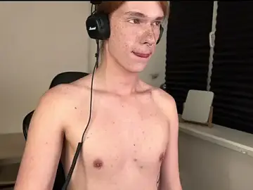 Stripchat Adult Webcam of carthylovvve