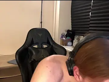 Stripchat Live Sex Cam of carthylovvve