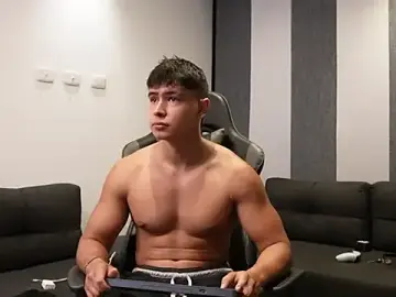 Stripchat Live Sex of Bray_Kevin
