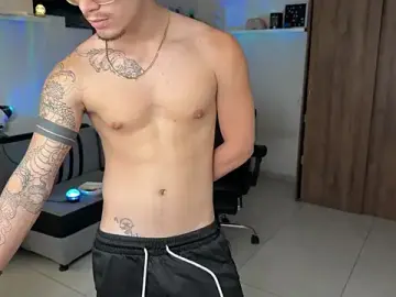 Stripchat Nude Webcam of Kisan_Smith