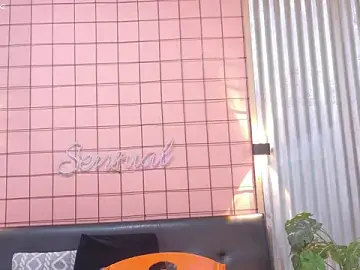 Stripchat Sex Cam of mensia_hernandz