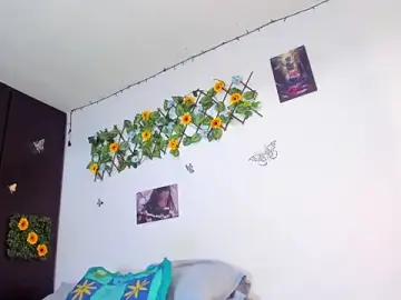 Stripchat Live Sex of mensia_hernandz