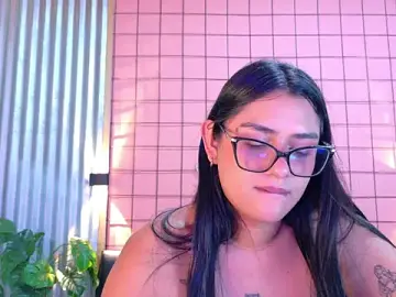 Stripchat Best Webcam of mensia_hernandz