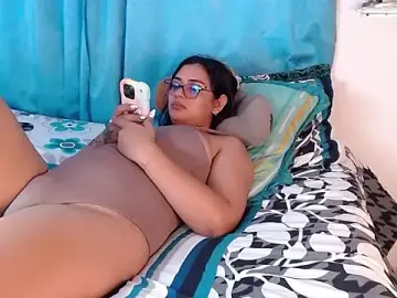 Stripchat Best Webcam of mensia_hernandz