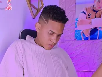 Stripchat Sex Cam of dilan_alfonzo
