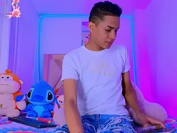 Stripchat Best live sex cam show of dilan_alfonzo