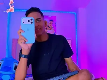 Stripchat Live Porn of dilan_alfonzo