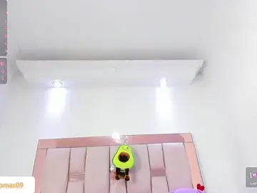 Stripchat Free Porn Cam of lysa_thomas