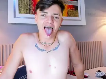 Stripchat Watch Live Sex Cams of tossetrech