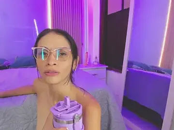 Stripchat Live Sex Cam of Natty189